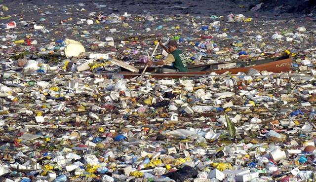 Унікальний винахід може за кілька років очистити Світовий океан від пластику